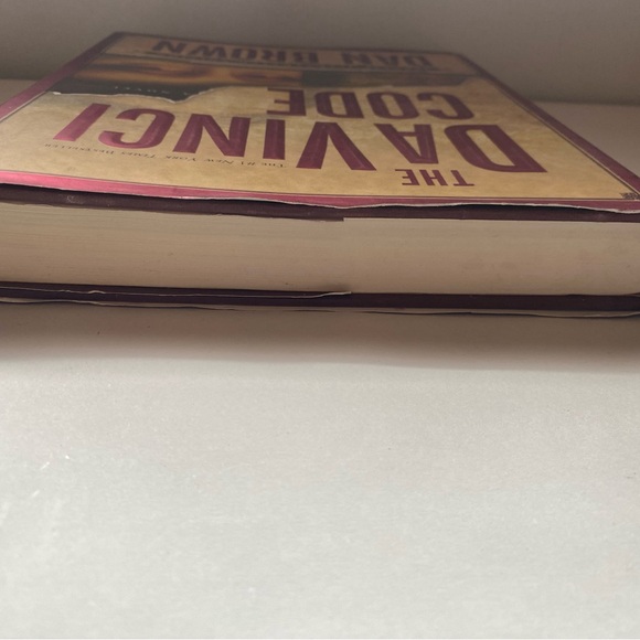 The DaVinci Code ~ Dan Brown - Picture 3 of 7